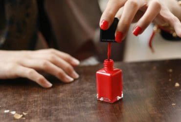 Vernis à ongles trop épais