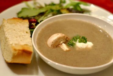 Soupe aux champignons