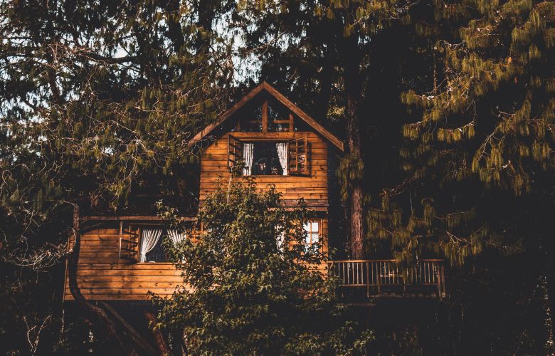 Une nuit dans une cabane perchée